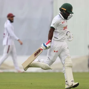 ৭৯ রানে ৬ উইকেট হারিয়ে দিন শেষ করলো বাংলাদেশ
