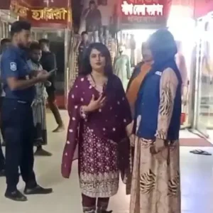 ভোট দেওয়া নিয়ে অনুশোচনা ও বিএনপি সরকারের সমালোচনা করা নারী আটক
