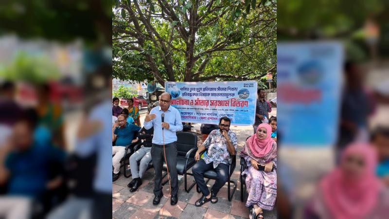 নেত্রকোনায় সাঁতার শেখার উৎসাহ ও সরঞ্জাম বিতরণ অনুষ্ঠান