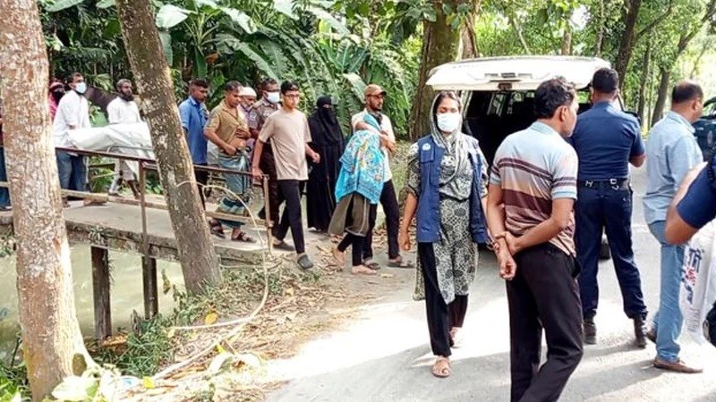 শিল্পপতি ছেলেসহ ৪ সন্তান প্রতিষ্ঠিত, শেষ বয়সে একাকী মায়ের নিথর মরদেহ উদ্ধার