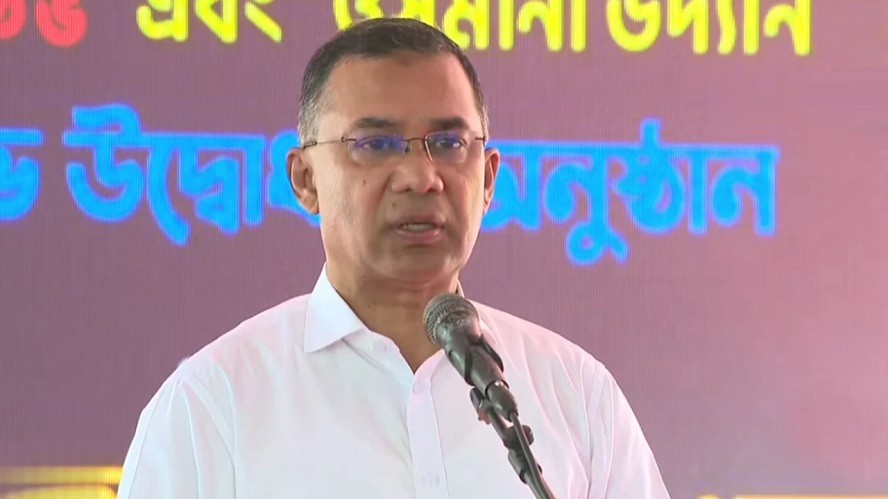 আ.লীগকে ফিরিয়ে আনার চেষ্টা জুলাই শহীদদের সঙ্গে প্রতারণা: প্রধানমন্ত্রী